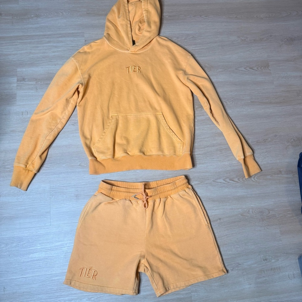 Tier Peach Men's Hoodie & Shorts Set Size medium